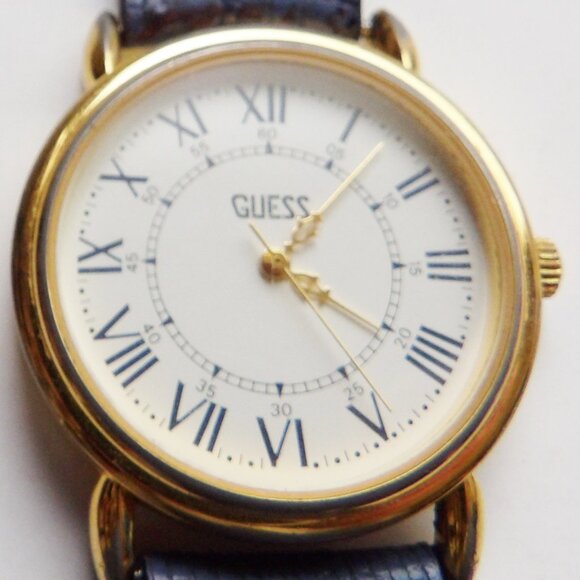 Guess Vintage 1989 Wrist Watch Blue Leather Band Working - Picture 4 of 7